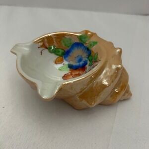 Vintage Seashell Ashtray Iridescent Peach Floral Made in Japan‎ Collectible